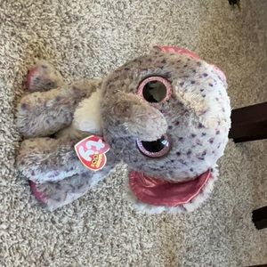 A jumbo elephant stuffed animal